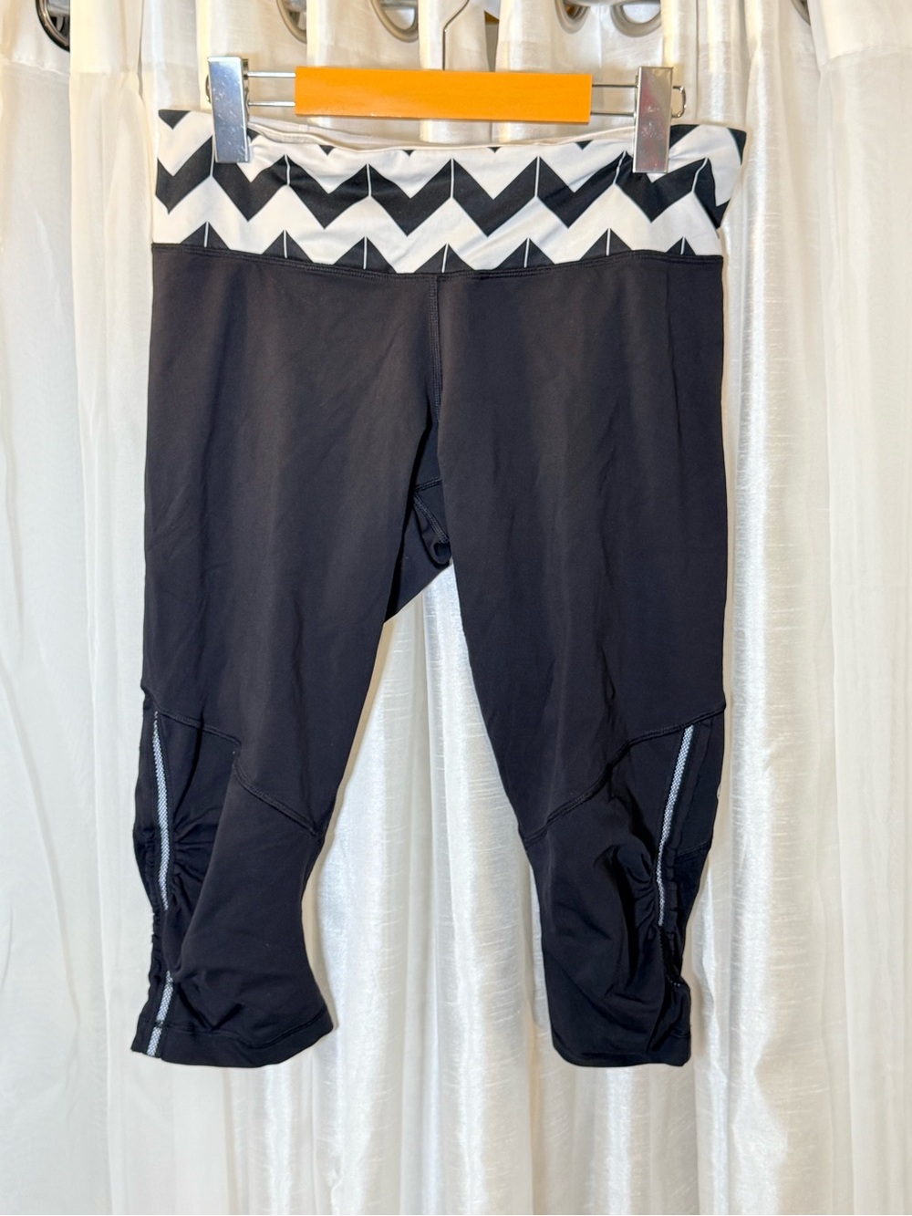 lululemon athletica Black Capri Leggings with Chevron Waistband